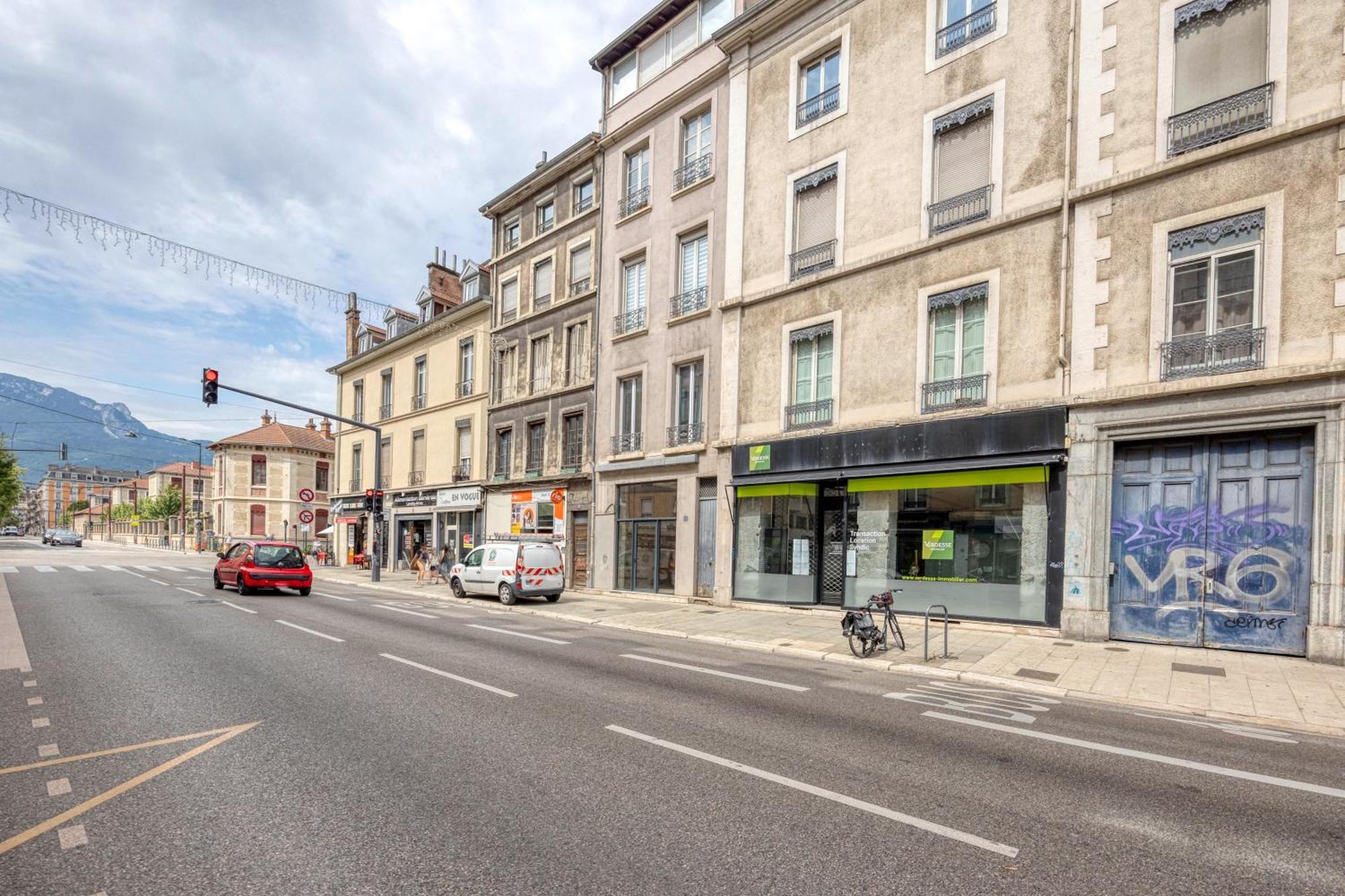 L'atelier 24 - Climatisation - Centre Apartment *